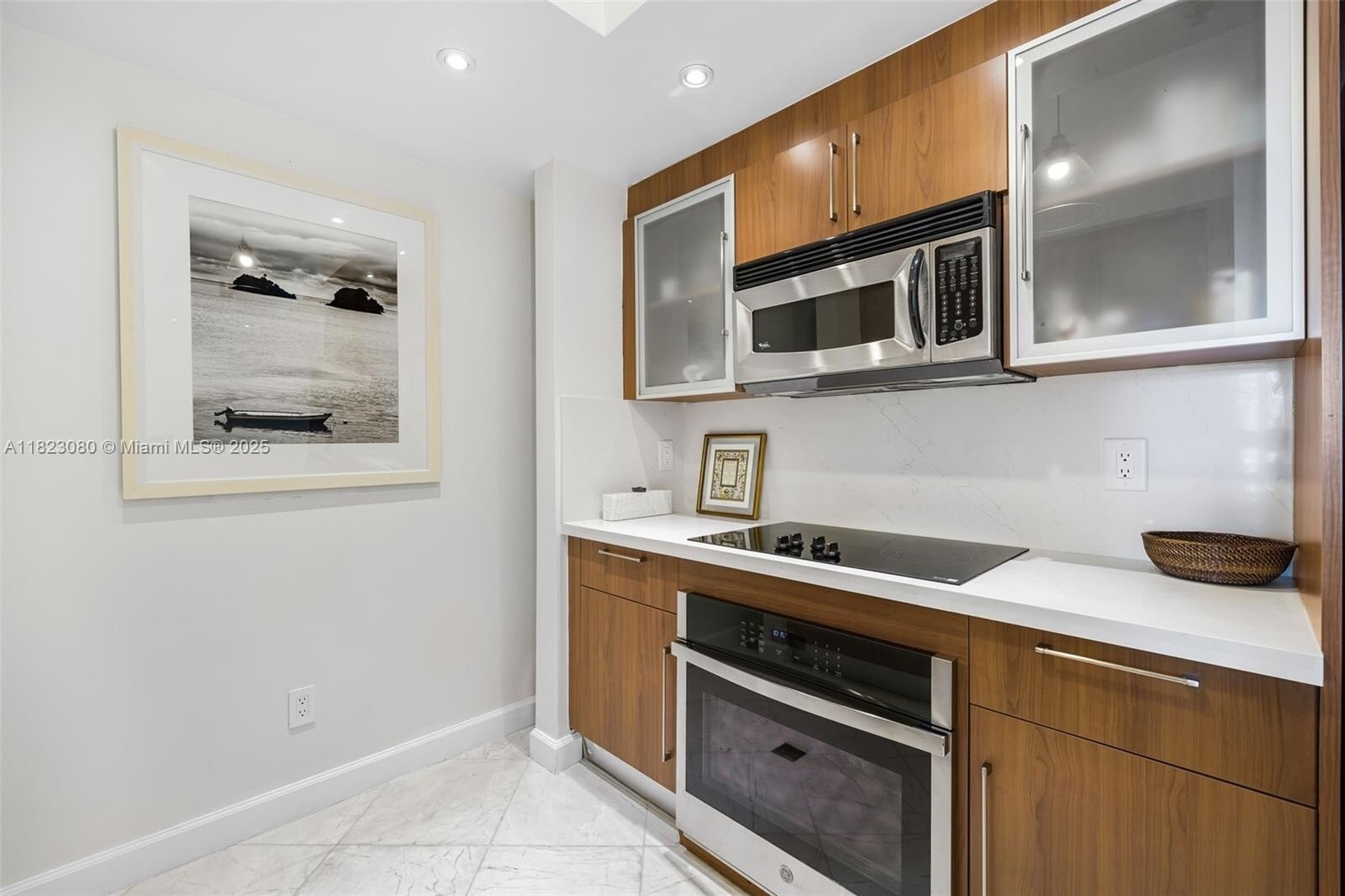 Building Photo - 325 S Biscayne Blvd