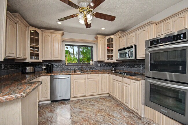 Building Photo - 9708 Erica Ct
