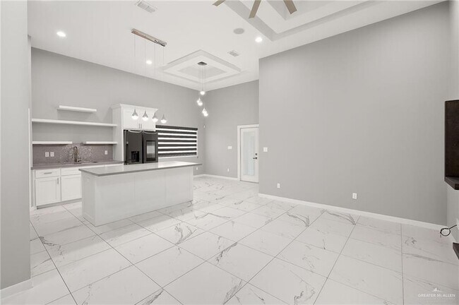 Building Photo - 4813 S 27th St