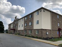 Building Photo - 785 Regina Ln NW