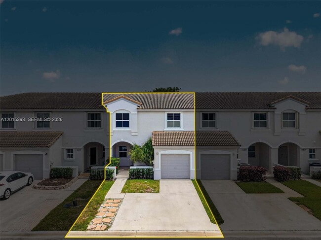 Building Photo - 16889 SW 1st Manor