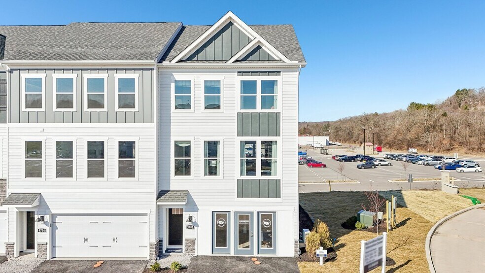 Building Photo - 415 Harmon Ct