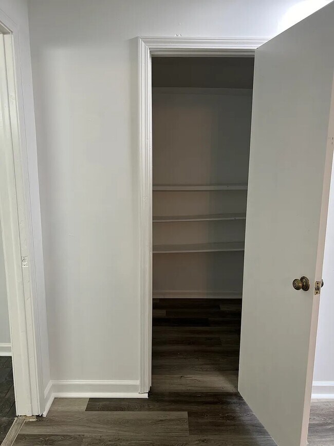 Building Photo - 2146 Golden Isle Ct