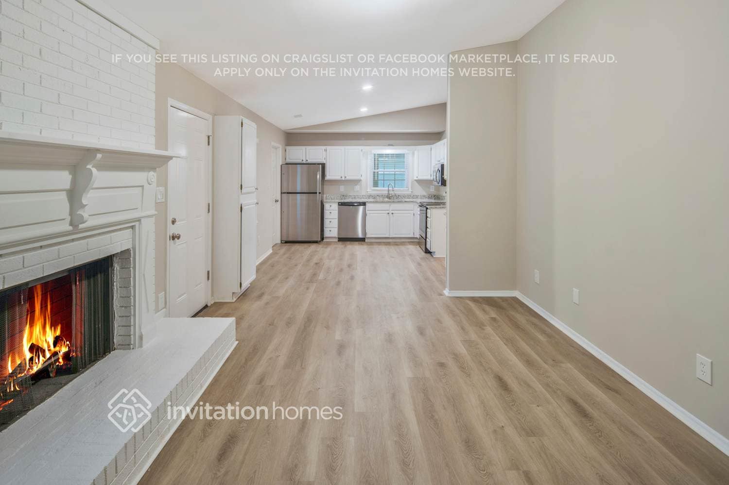 Building Photo - 214 Armstrong Dr