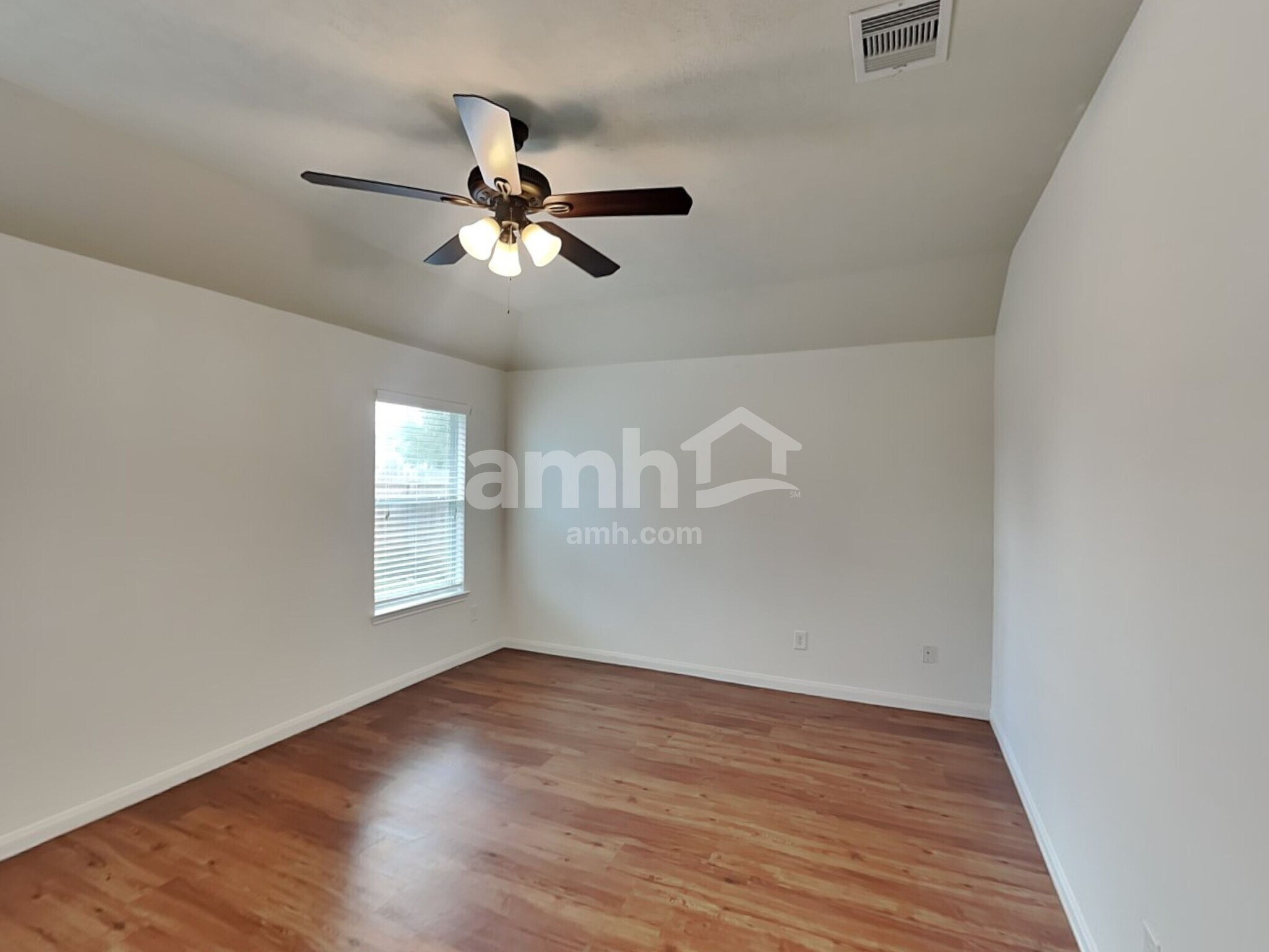 Building Photo - 22334 Queenbury Hills Dr