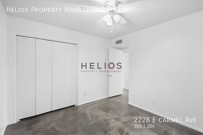 Building Photo - 2228 E Carmel Ave