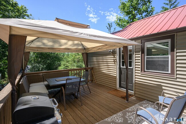 Building Photo - 27 Dilliston Rd