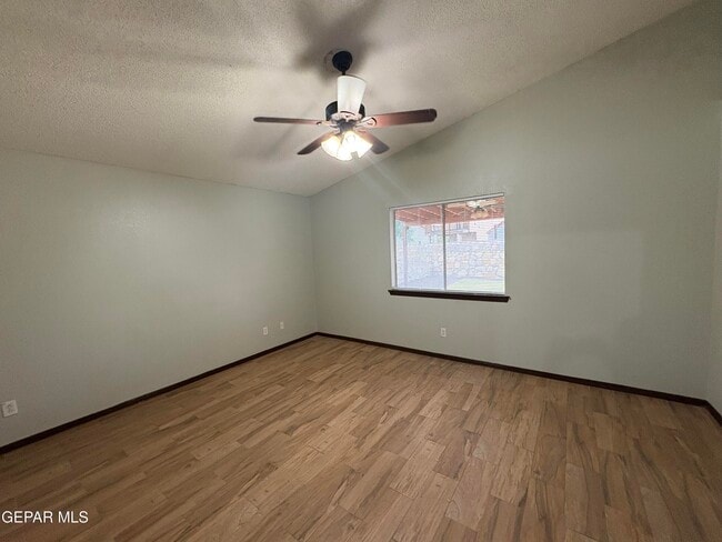 Building Photo - 11953 Mesquite Miel Dr