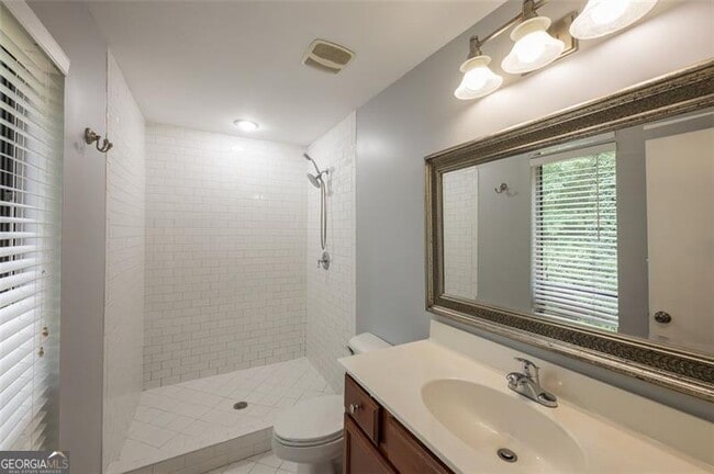 Building Photo - 1125 Trailmore Dr