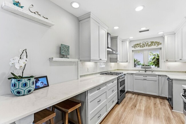 Building Photo - 20 NW 11th St