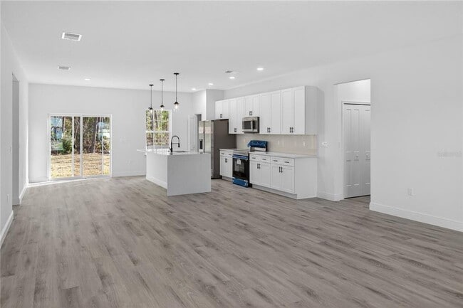 Building Photo - 3272 W Fairbank Dr