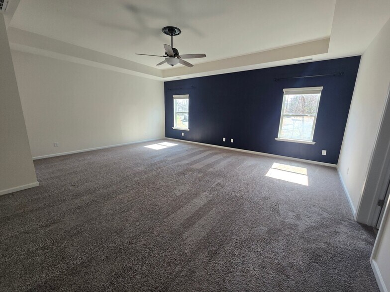 Building Photo - 253 Cramerton Mills Pkwy