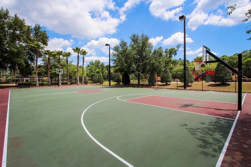 Basketball & Tennis Courts - 575 Oakleaf Plantation Pkwy