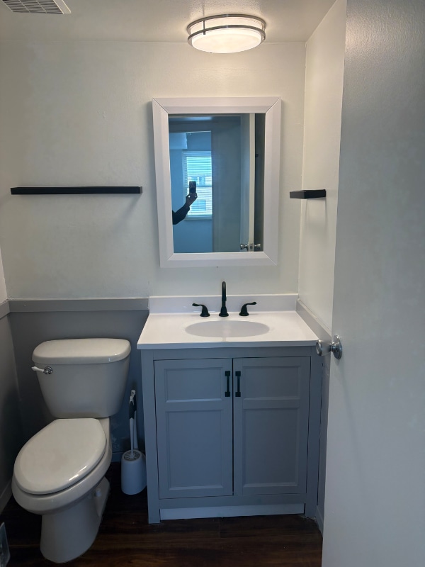 Building Photo - 4326 Villa Dr