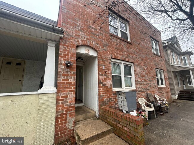 Building Photo - 85 Pennsylvania Ave