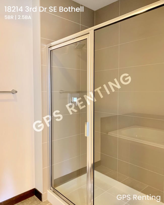 Building Photo - 18214 3rd Dr SE