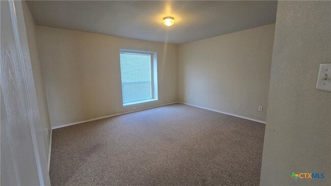Building Photo - 235 Lottie Ln