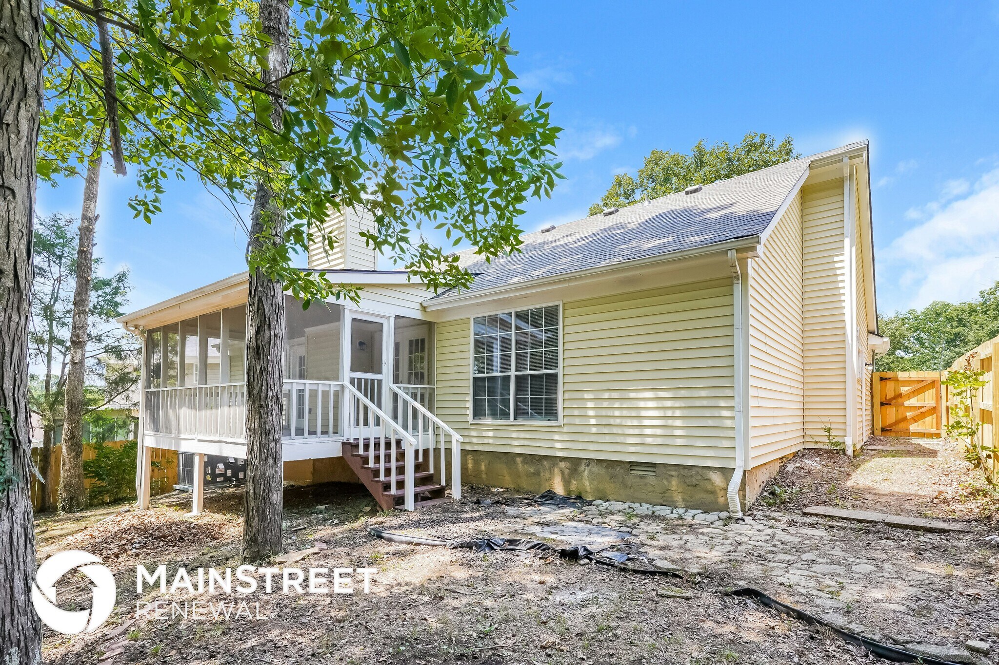 Building Photo - 1204 Curran Ct