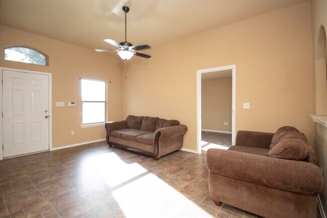 Building Photo - 1525 Cozumel Dr