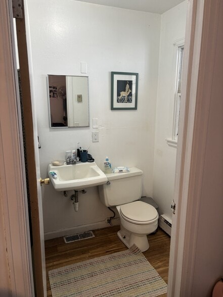 Building Photo - 201 S Prospect St