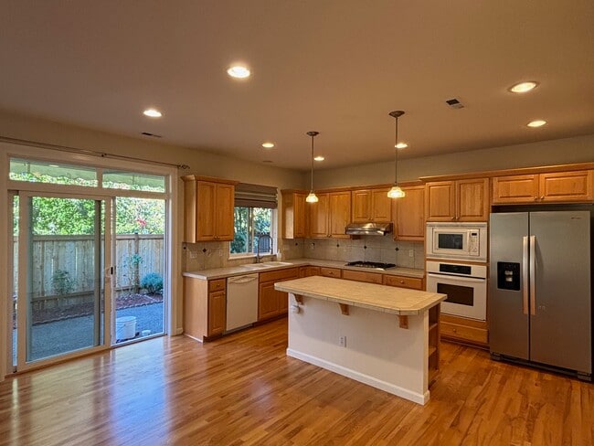 Building Photo - 3621 156th Pl SE