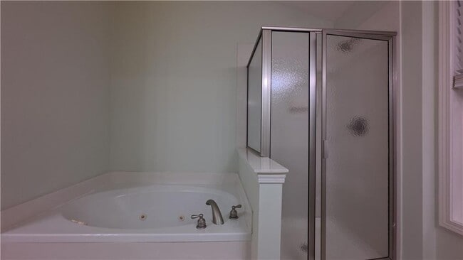 Building Photo - 2398 Meadow Falls Ln