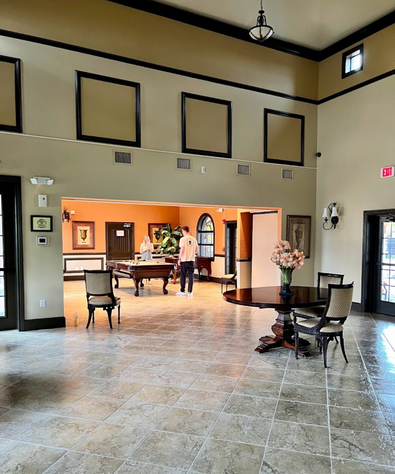 Building Photo - 725 Ventura Dr