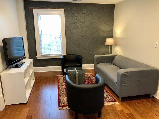 Building Photo - 143 Eastern Drive