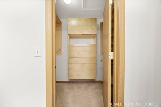 Building Photo - 478 Vaughn Cir