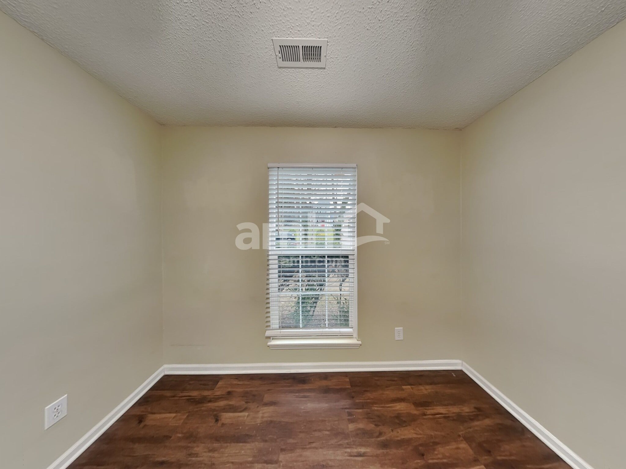 Building Photo - 16518 Amber Field Dr