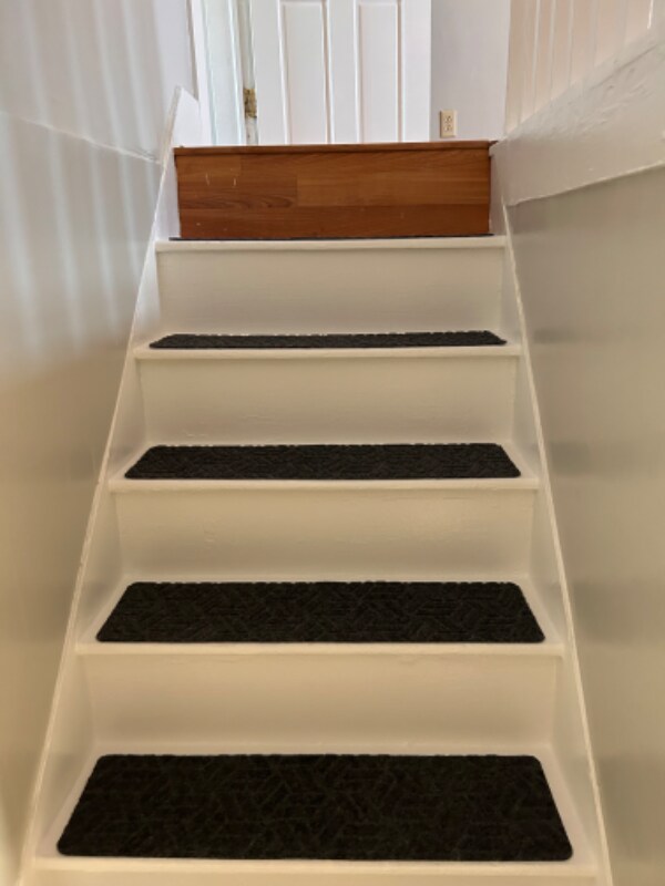 Building Photo - 115 3rd St