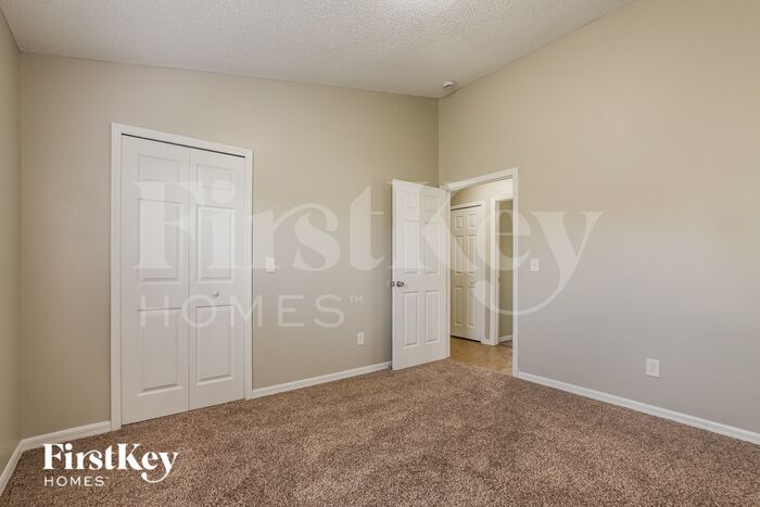 Building Photo - 7535 Groveoak Dr