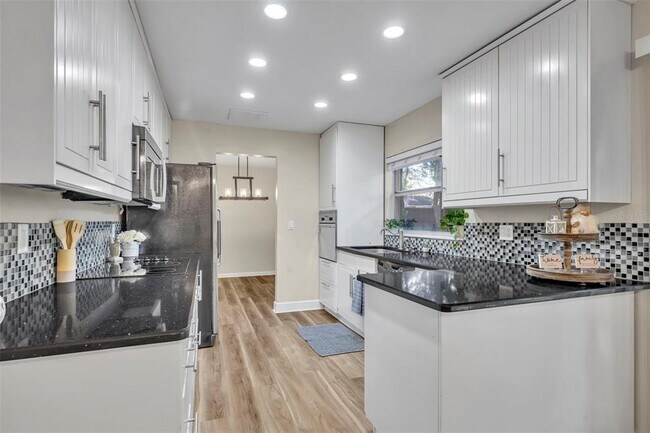 Building Photo - 110 Bilsdale Ct