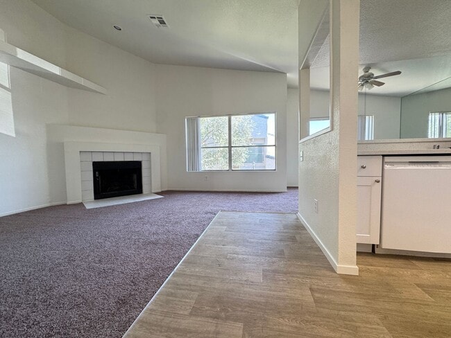 Building Photo - 6250 W Flamingo Rd