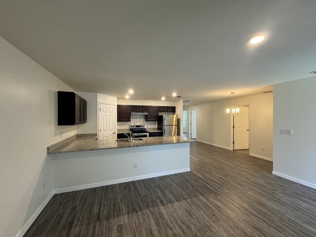 Building Photo - 26533 Sandhill Blvd