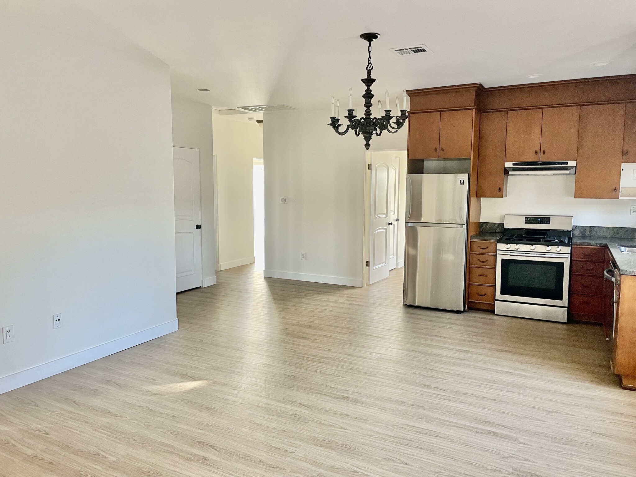 Building Photo - 14762 Friar St