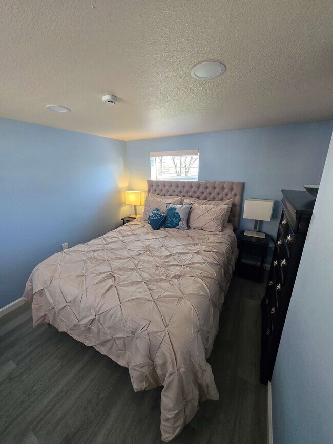 Building Photo - 1207 Shahan Prairie Rd