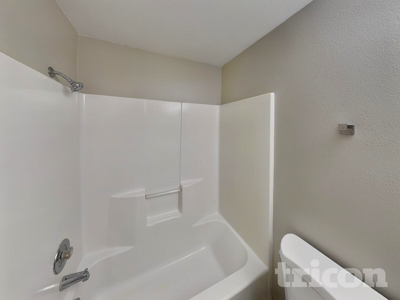 Building Photo - 16209 NE 12th St