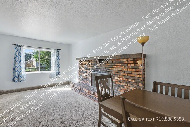 Building Photo - 152 Rose Dr