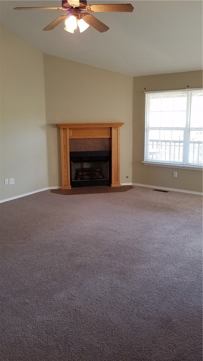 Building Photo - 17 Slifer Dr