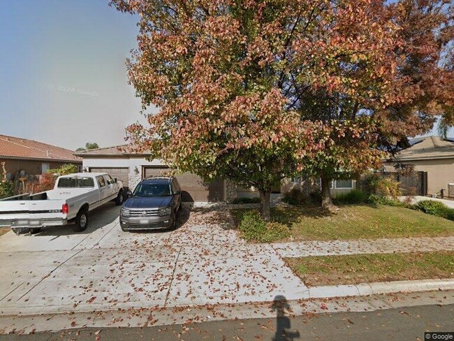 Primary Photo - 6348 E Dayton Ave