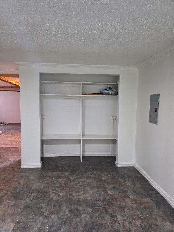 Building Photo - 201 Pine Bend Ct