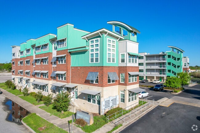 Building Photo - West Yard Lofts