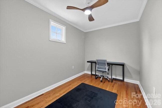 Building Photo - 3920 Haven Dr