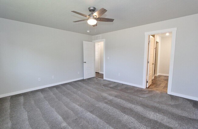Building Photo - 2255 N Blue Marsh Wy