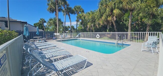 Building Photo - 7294 Cloister Dr