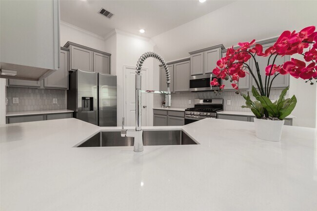 Building Photo - 2606 Ocean Pass Ln