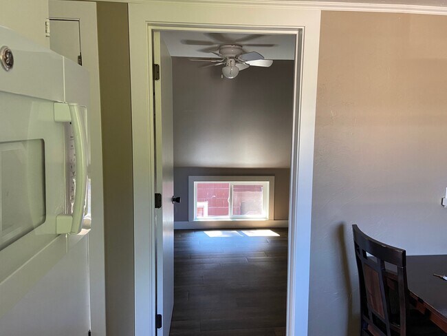 Front West bedroom from hallway - 835 Warren St