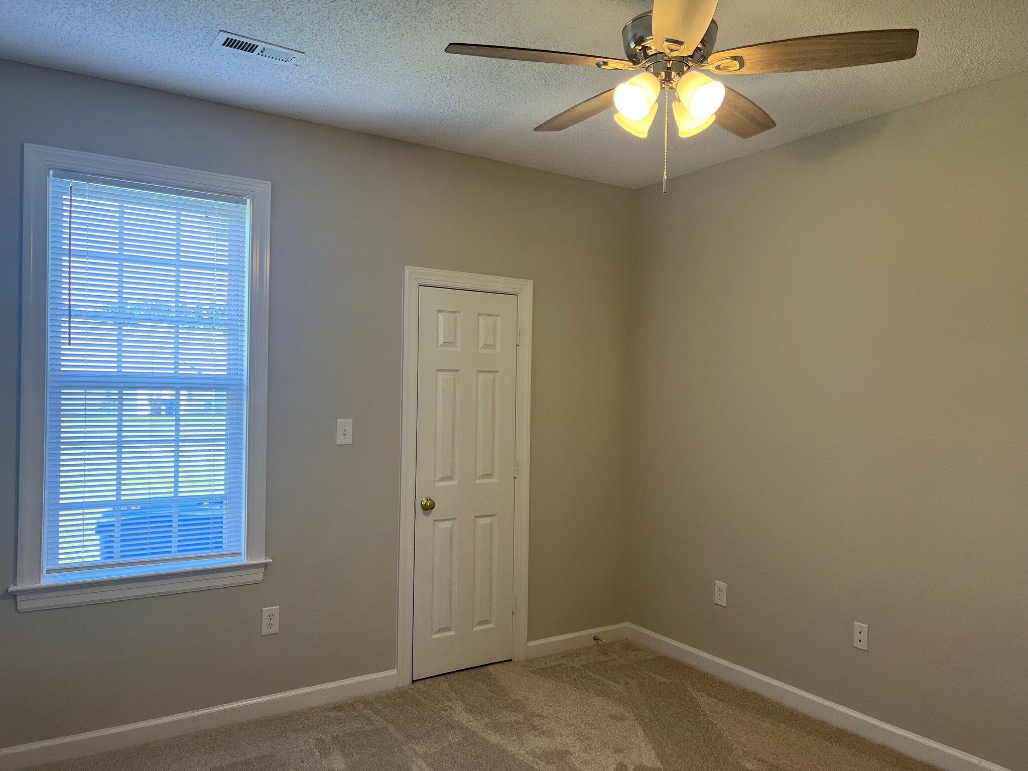 Building Photo - 3321 Whitlock Dr N