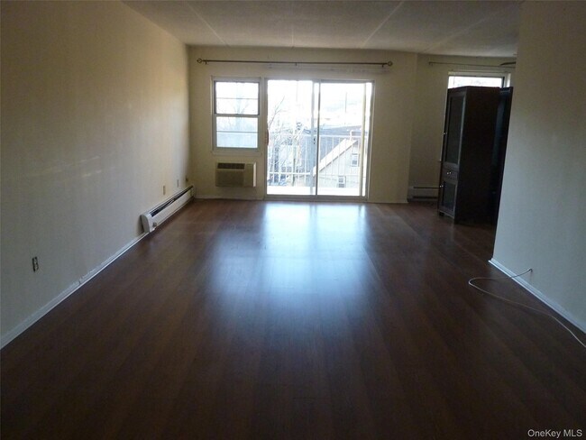 Building Photo - 35 Park Ave